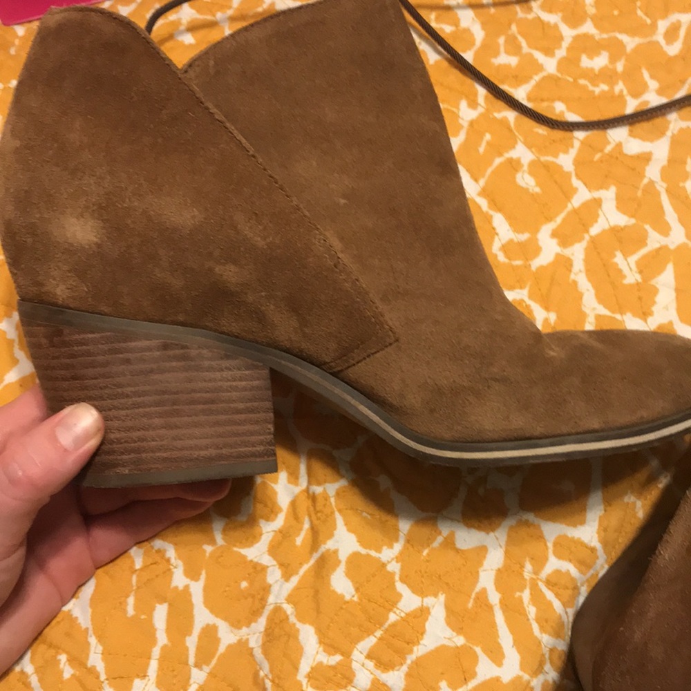 Jessica Simpson Booties - Picture 2 of 5